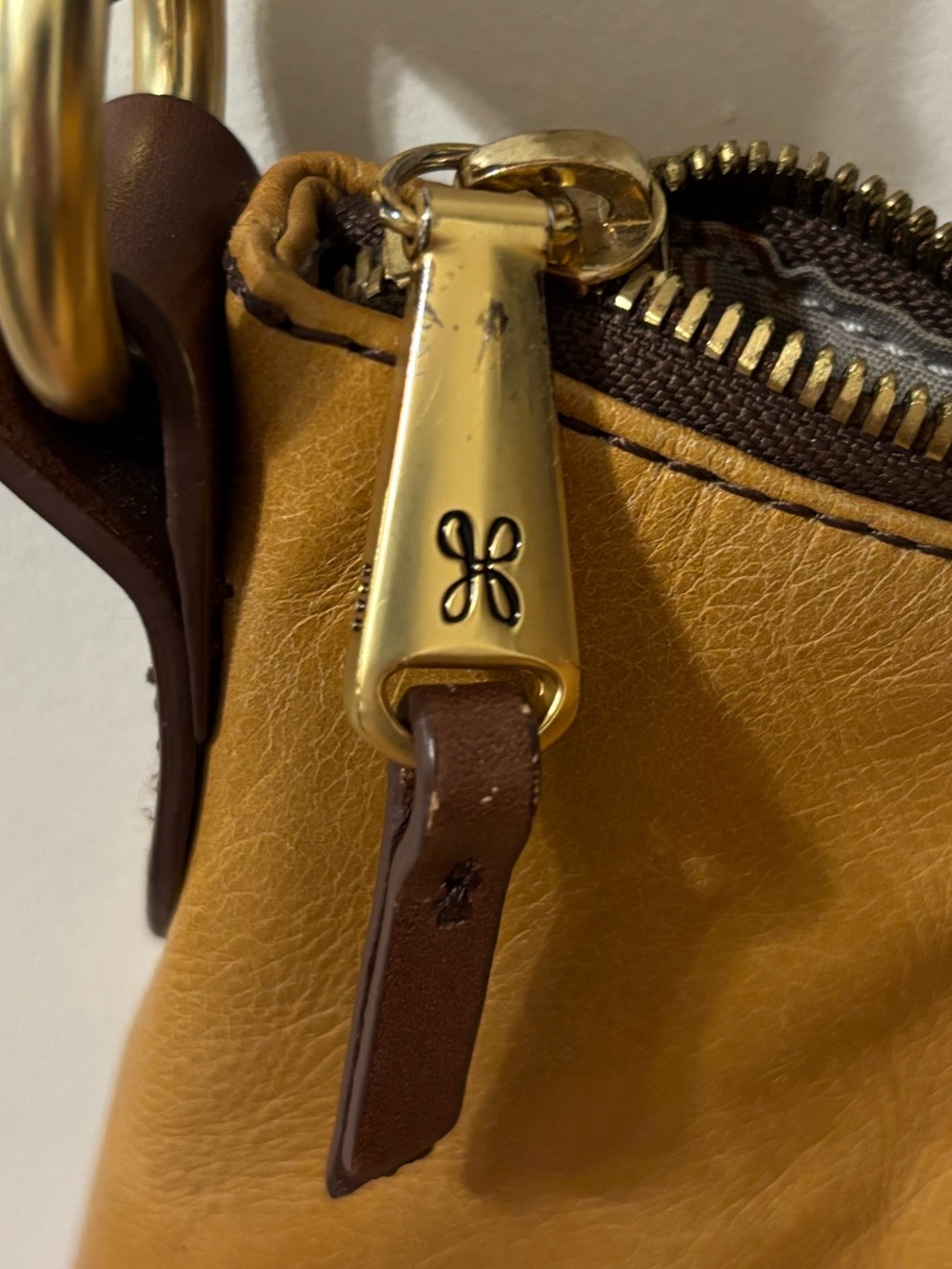 HOBO Leather Shoulder Bag in Tan with Dark Brown Strap - Picture 7 of 7